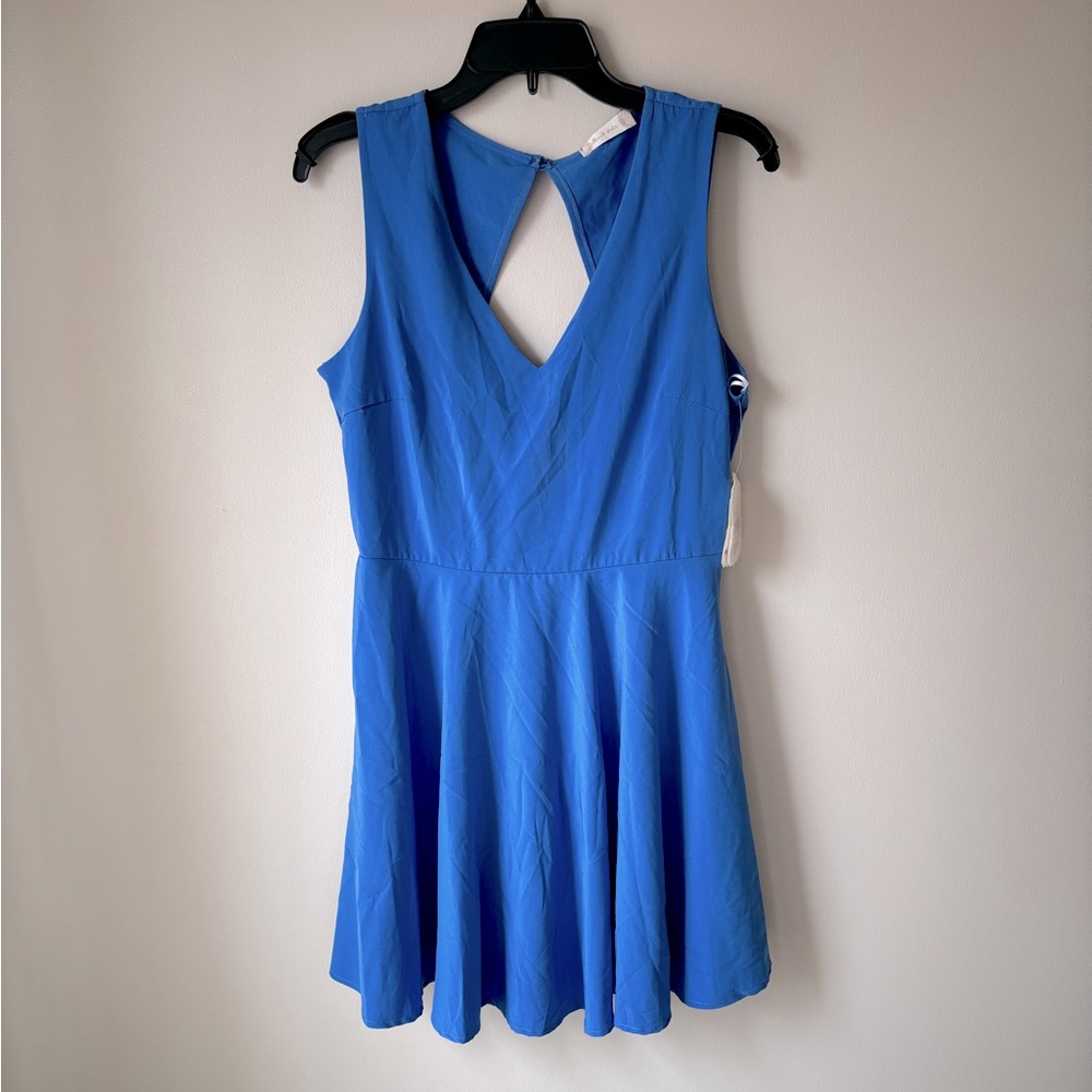 New w/tags! Altar’d State mini, size large. Perfect for springtime or Easter!